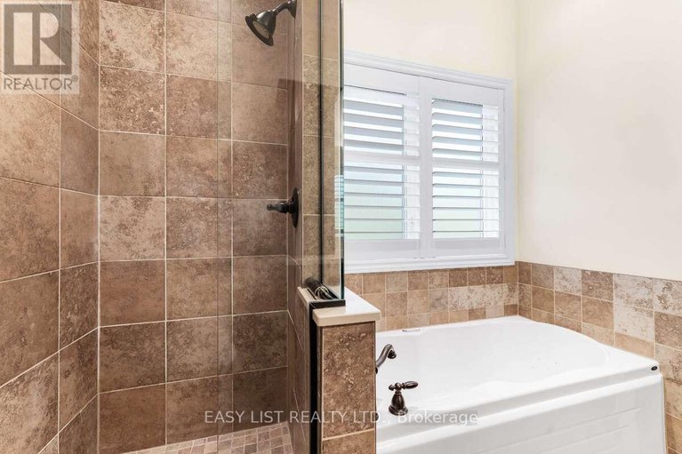 28963121/31-forest-creek-drive/stittsville-central/ottawa/ontario/K2S1P9_21