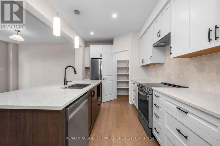 29256463/702-du-rivage-street/town-of-rockland/clarence-rockland/ontario/K4K0K1_5