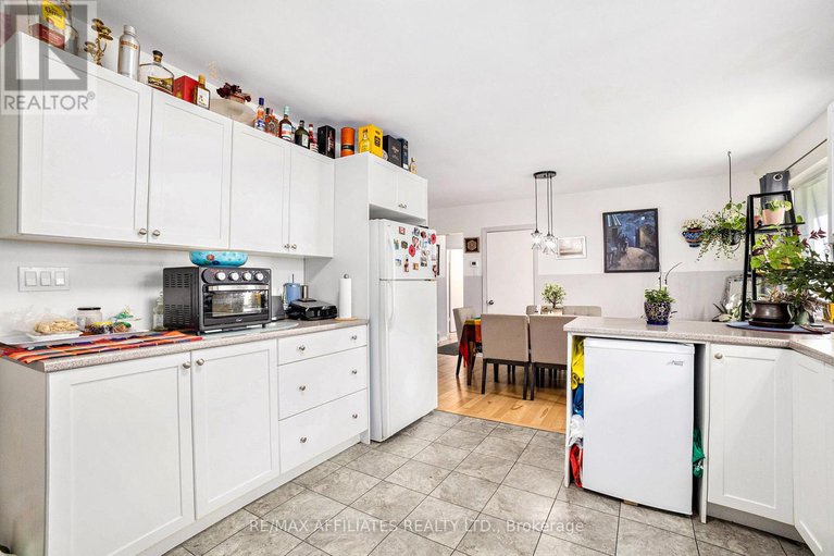 28289512/6208-renaud-road/orleans-village/ottawa/ontario/K1W0L1_8