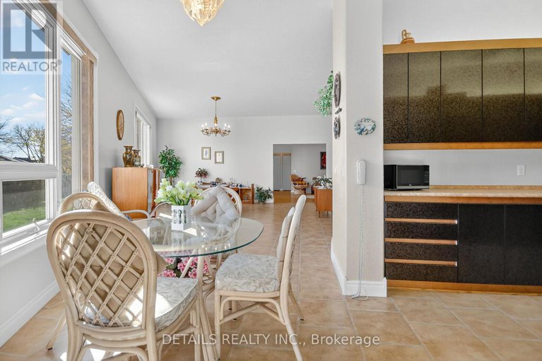 29023437/7-eagle-chase-court/cedargrovefraserdale/ottawa/ontario/K2J3N5_21