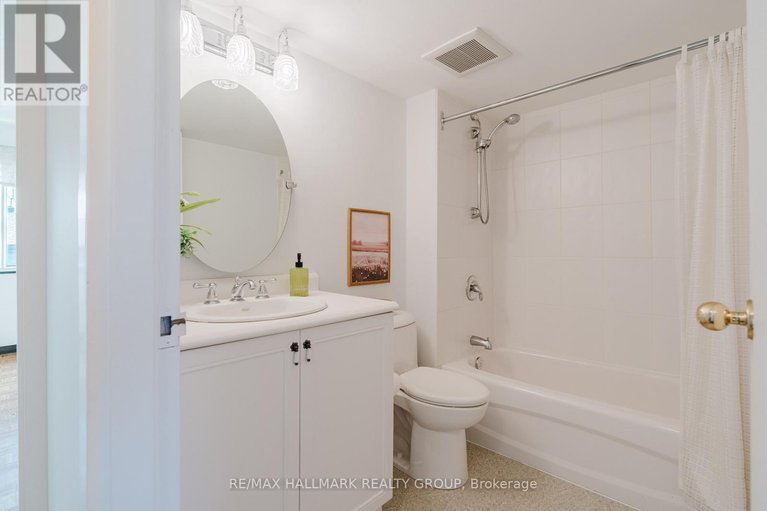 29608054/th2-300-queen-elizabeth-drive/glebe/ottawa/ontario/K1S3M6_24