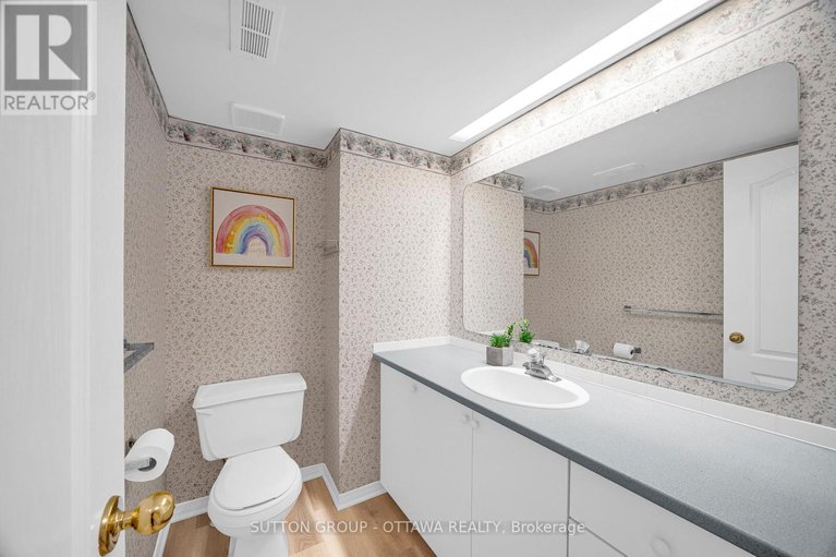 28809858/6325-tealwood-place/chapel-hill/ottawa/ontario/K1C7J9_23