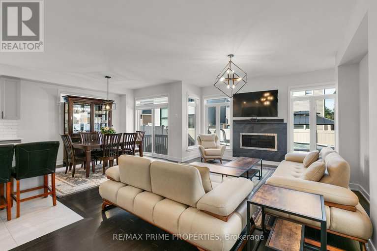 29225023/249-fountainhead-drive/mer-bleuebradley-estatesanderson-park/ottawa/ontario/K1W0H4_10