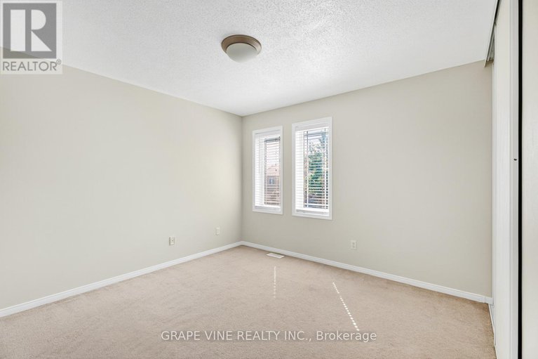 28825028/9-stoneleigh-street/strandherd/ottawa/ontario/K2G7A2_26