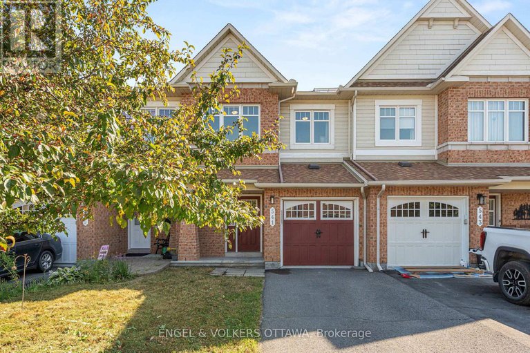 28731847/541-langelier-avenue/mer-bleuebradley-estatesanderson-park/ottawa/ontario/K1W0E7_1