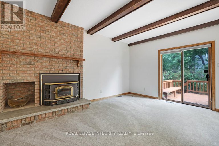 28932150/2291-courtice-avenue-e/alta-vista/ottawa/ontario/K1H7G7_14