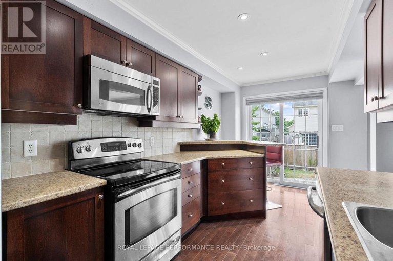 28784183/122-osnabrook-private/stonebridge/ottawa/ontario/K2J0G8_13