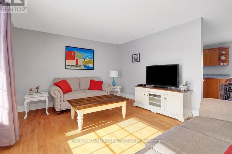 27917592/3028-drew-drive/north-dundas-mountain-twp/north-dundas/ontario/K0E1W0_9