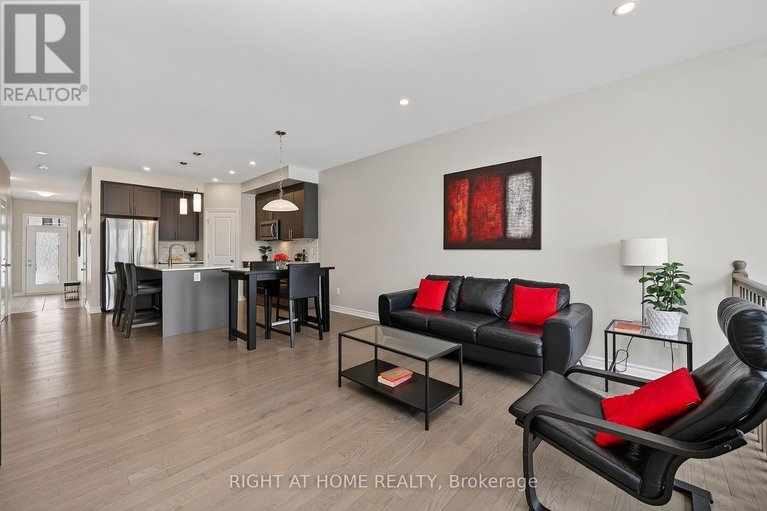 29460939/950-cologne-street/embrun/russell/ontario/K0A1W0_11