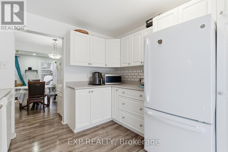 29302886/33-3333-mccarthy-road/hunt-club/ottawa/ontario/K1V9X5_13