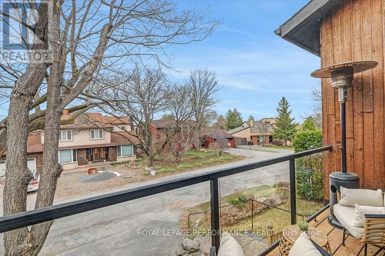29674269/510-foxview-place/cfb-rockcliffe-and-area/ottawa/ontario/K1K4C4_21