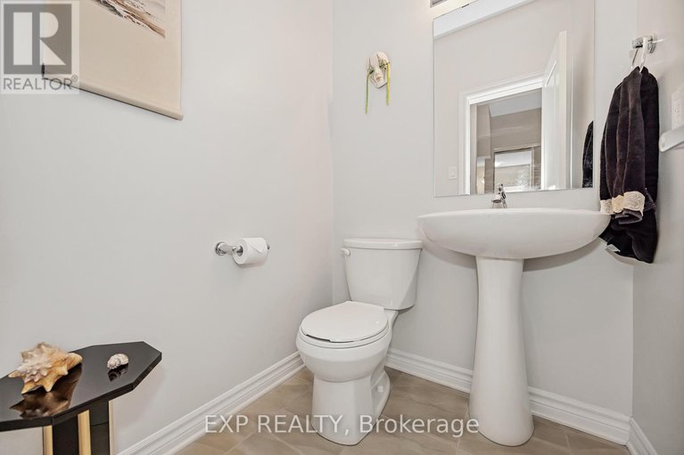 29020812/121-mattingly-way/riverside-southgloucester-glen/ottawa/ontario/K4M0C5_20