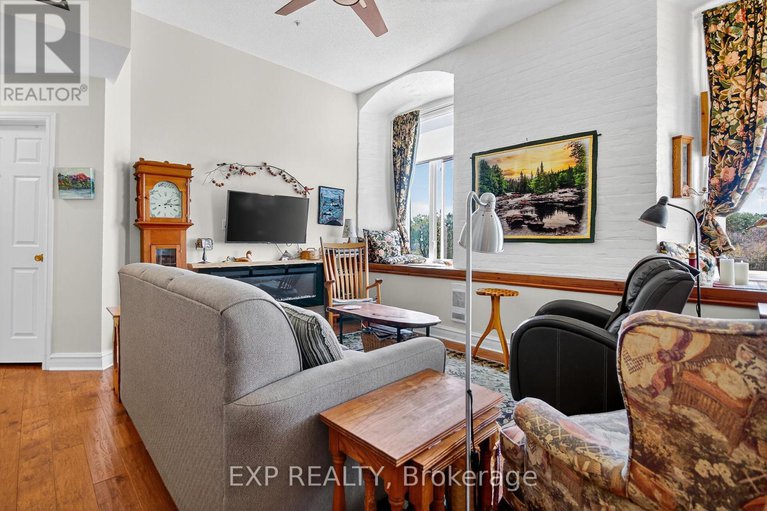 28930932/408-1-rosamond-street-e/almonte/mississippi-mills/ontario/K0A1A0_12
