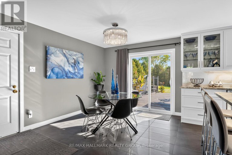 28934390/2851-glenwood-drive/metcalfe/ottawa/ontario/K0A2P0_9