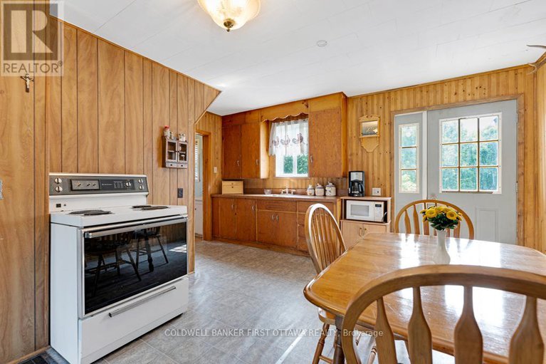 28732673/1373-flower-station-road/lanark-highlands-lavant-twp/lanark-highlands/ontario/K0G1K0_28