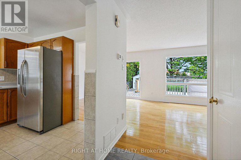 28485638/5119-lerner-way/beacon-hill-south/ottawa/ontario/K1J1B3_27