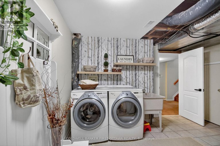 29480327/2960-ernside-crescent/cumberland-estates/ottawa/ontario/K4C1B6_34