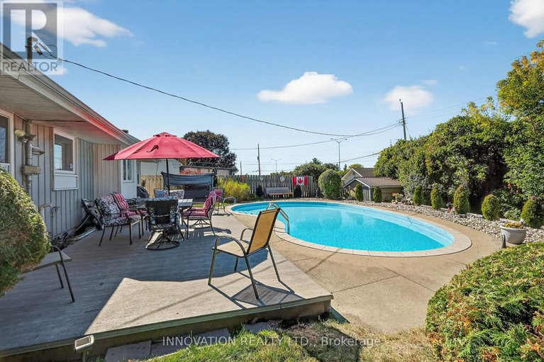 29430596/1951-garfield-avenue-n/braemar-park/ottawa/ontario/K2C0W7_32