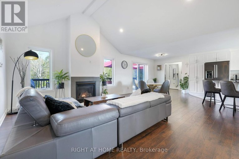28818573/8833-copeland-road/btwn-franktown-rd-fallowfield-rd/ottawa/ontario/K0A1B0_7