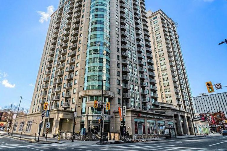 28683421/1506-234-rideau-street/sandy-hill/ottawa/ontario/K1N0A9_1