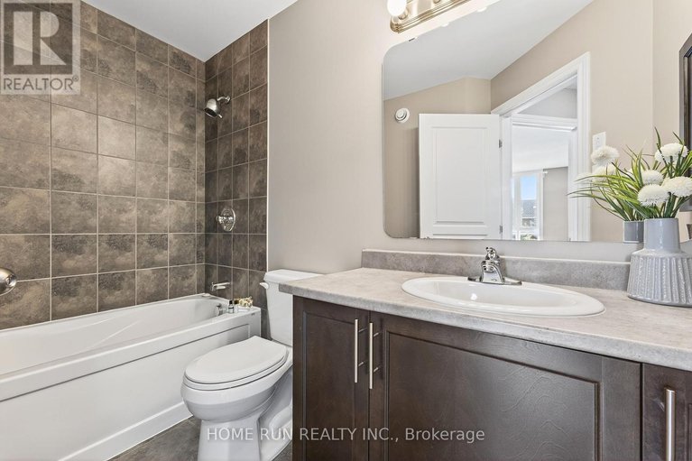 28858997/140-kinghaven-crescent/bridlewood/ottawa/ontario/K2M0C3_28