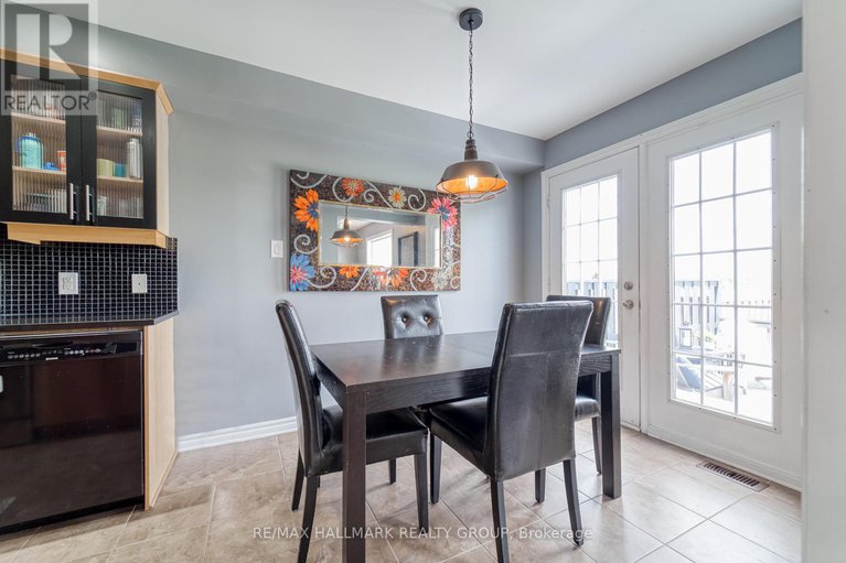 28726160/228-eye-bright-crescent/riverside-southgloucester-glen/ottawa/ontario/K1V2K6_15
