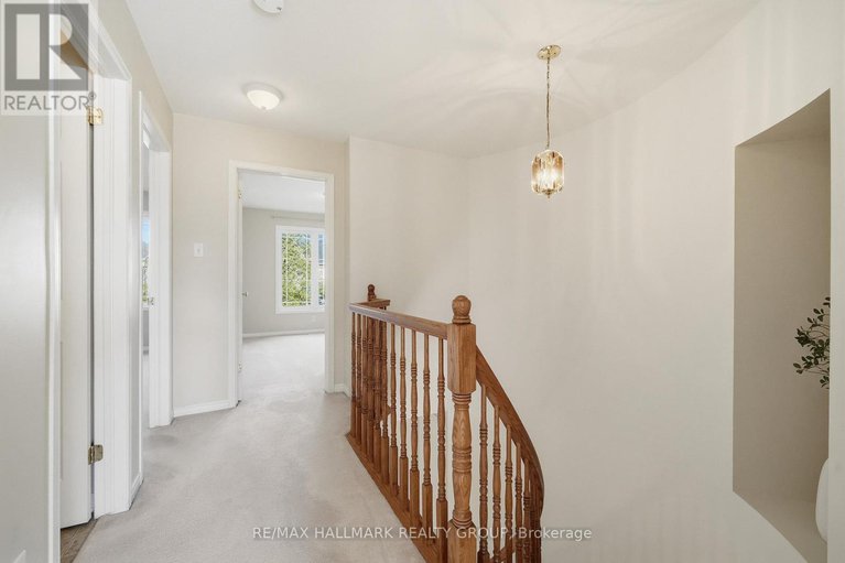 29080800/204-greenridge-street/chapel-hill/ottawa/ontario/K1C7R3_23