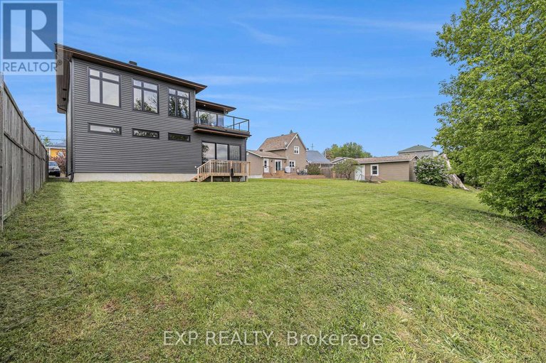 29446605/1056-notre-dame-street/embrun/russell/ontario/K0A1W0_31