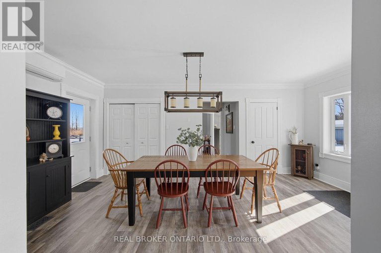 29433673/2090-beach-road/north-grenville-twp-kemptville-south/north-grenville/ontario/K0G1S0_12