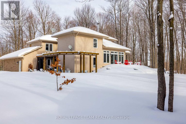 29317339/5830-wood-duck-drive/osgoode-twp-north-of-reg-rd-6/ottawa/ontario/K0A2W0_37