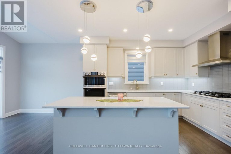 29363800/896-sendero-way/remainder-of-stittsville-area/ottawa/ontario/K2S2W8_21