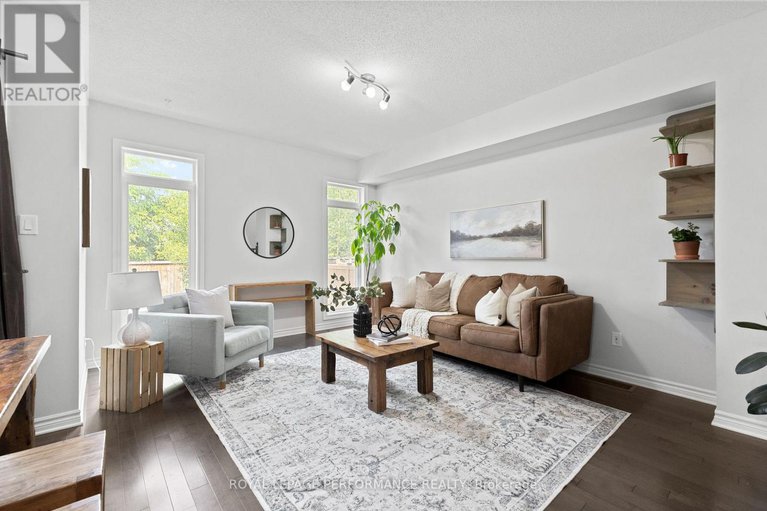 28816375/160-mattingly-way/riverside-southgloucester-glen/ottawa/ontario/K4M0C5_16