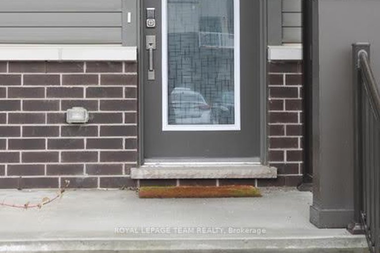 29256005/606-lillian-freiman-private/half-moon-bay/ottawa/ontario/K2J6Z8_2