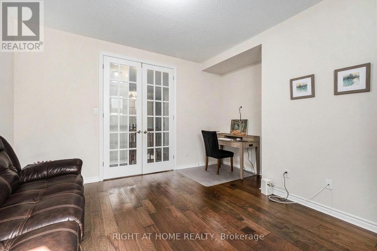 28449643/186-lamprey-street/half-moon-bay/ottawa/ontario/K2J6C3_18