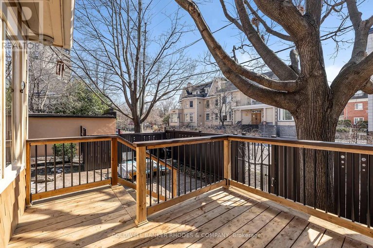 29667356/592-besserer-street/sandy-hill/ottawa/ontario/K1N6C9_37