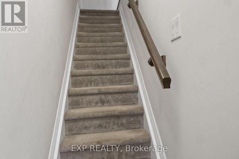 29556387/549-ensatina-crescent/half-moon-bay/ottawa/ontario/K2J6H4_7