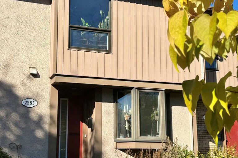 29093090/2285-stonehenge-crescent/pineview/ottawa/ontario/K1B4N7_16