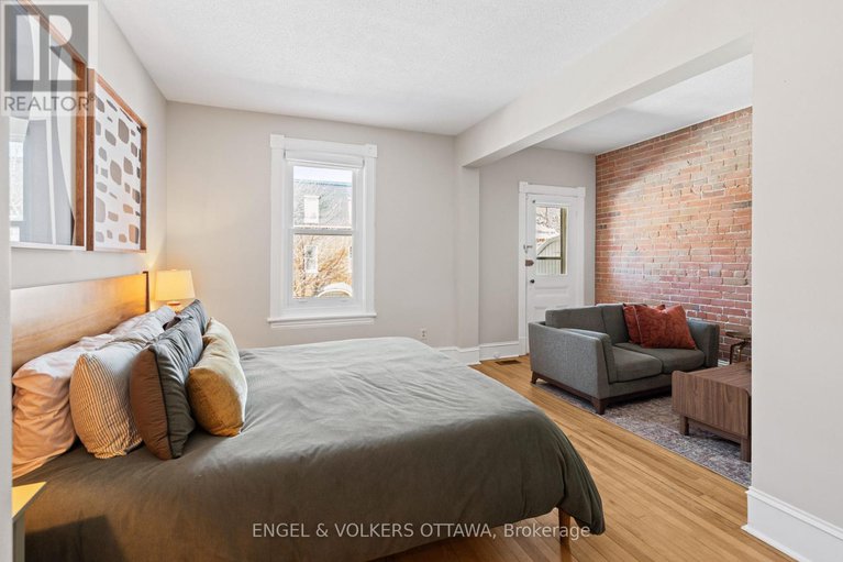 29393365/210-daly-avenue/sandy-hill/ottawa/ontario/K1N6G2_25