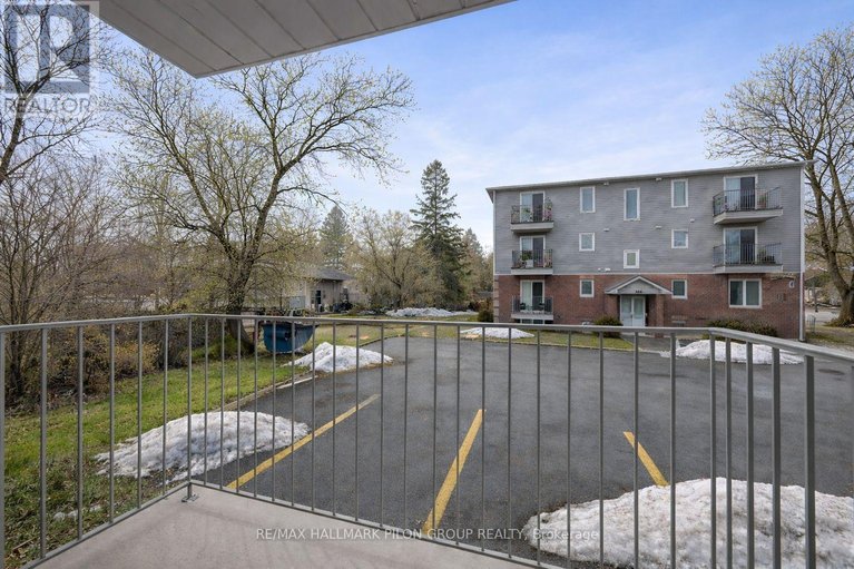 29534350/100-902-notre-dame-street/embrun/russell/ontario/K0A1W0_12