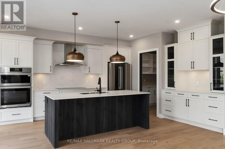 28546575/110-theberge-private/meadowlandsst-claire-gardens/ottawa/ontario/K2G4T1_10