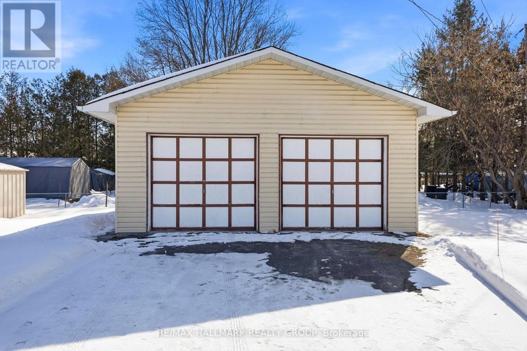 29398647/6228-perth-street/richmond/ottawa/ontario/K0A2Z0_29