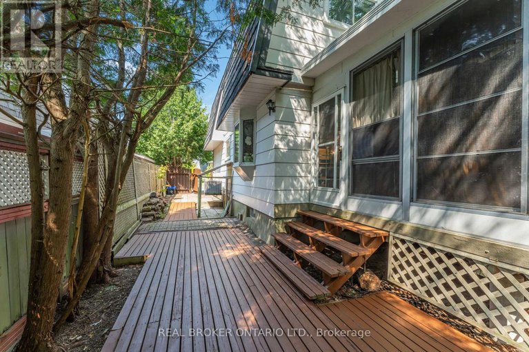 28756532/77-priam-way/westcliffe-estates/ottawa/ontario/K2H8S7_34