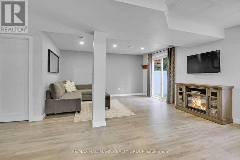 28577155/648-robert-street/town-of-rockland/clarence-rockland/ontario/K4K1E8_41