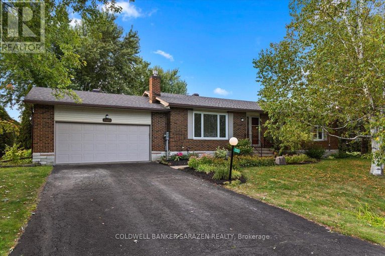 28843846/2303-edward-kidd-crescent/north-gower/ottawa/ontario/K0A2T0_1