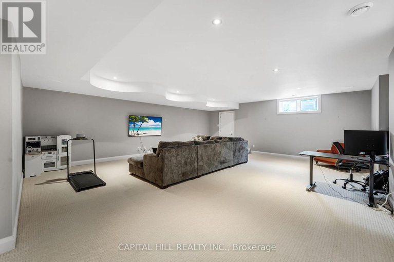 28598588/71-eleanor-drive/city-viewskylinefisher-heightsparkwood-hills/ottawa/ontario/K2E6A1_43