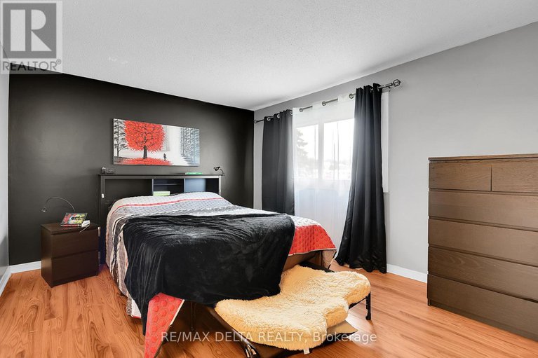 28589388/108-1348-bakker-court/convent-glen-south/ottawa/ontario/K1C2K4_14
