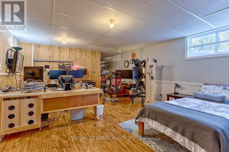 29678404/1576-garden-of-eden-road/horton-twp/horton/ontario/K7V3Z8_23