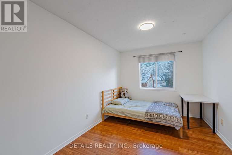 29184001/20-376-wiffen-private/westcliffe-estates/ottawa/ontario/K2H1G4_34