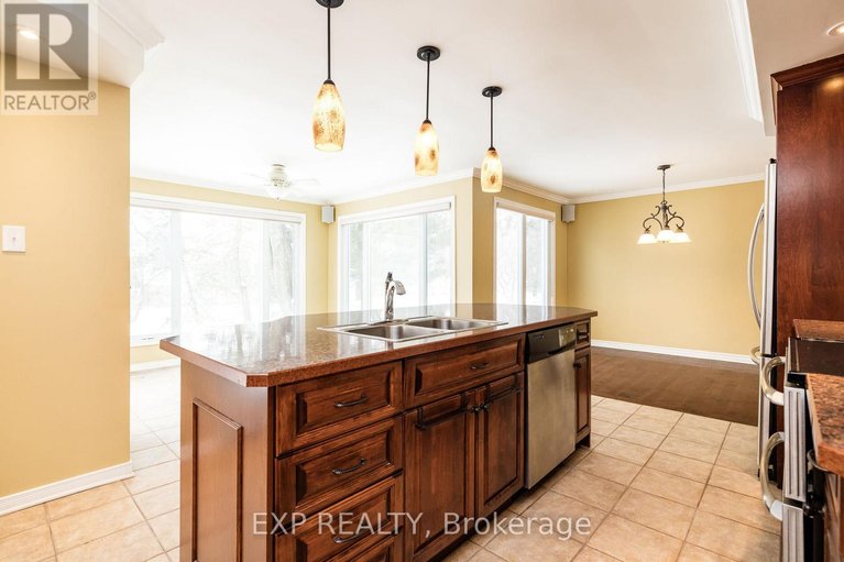 29577818/602-church-street/village-of-russell/russell/ontario/K4R1C4_12