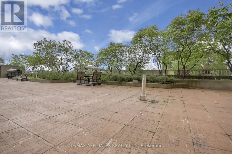 28339810/u303-200-lafontaine-avenue/vanier/ottawa/ontario/K1L8K8_31